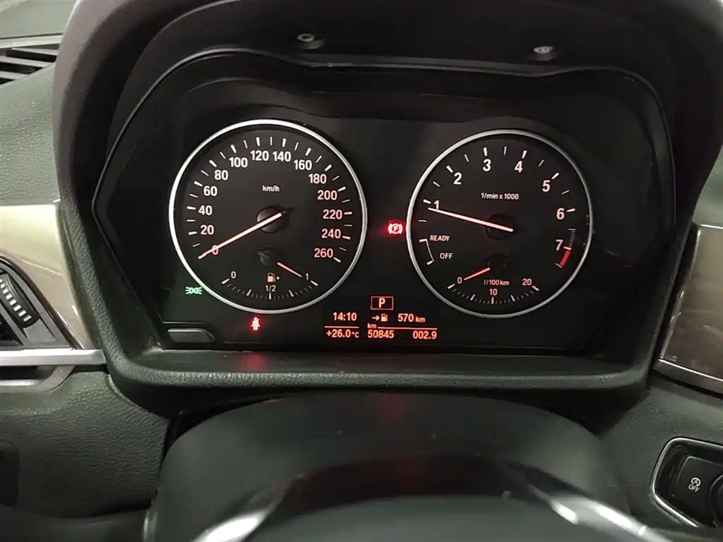 BMW X1 2016 — фото 18