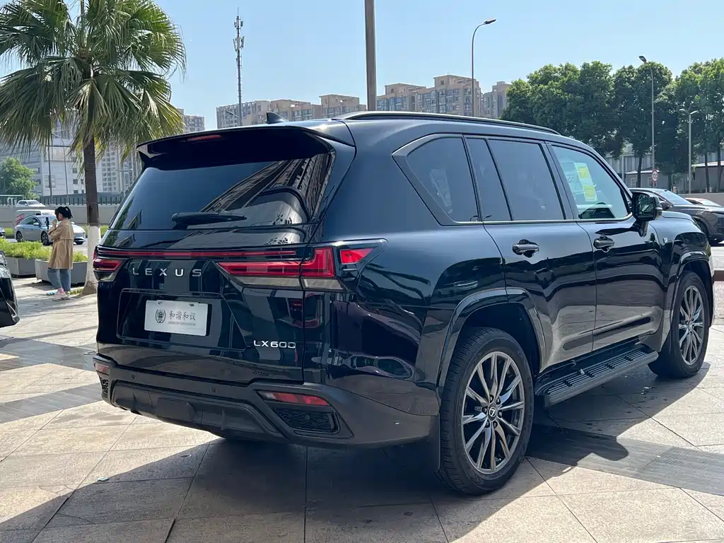 Lexus LX 2026 — фото 14