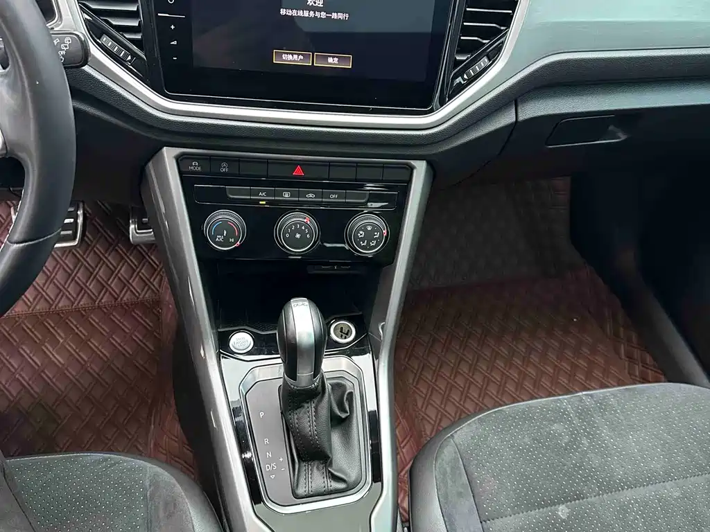 Volkswagen T-Roc 2022 — фото 14