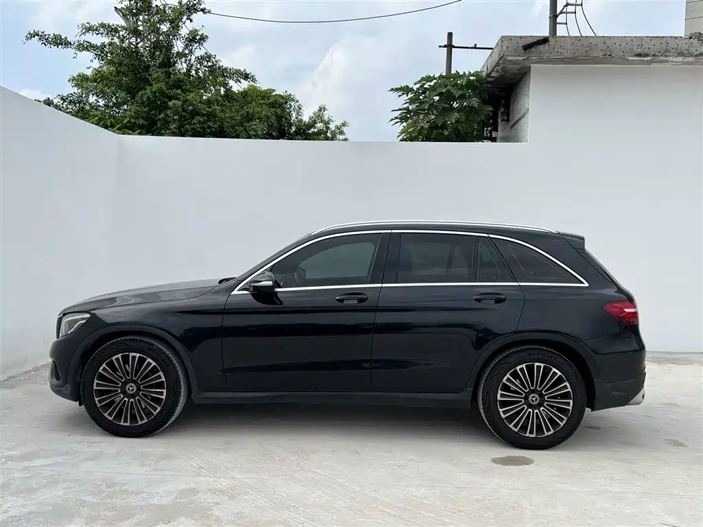 Mercedes-Benz GLC 2018 — фото 5
