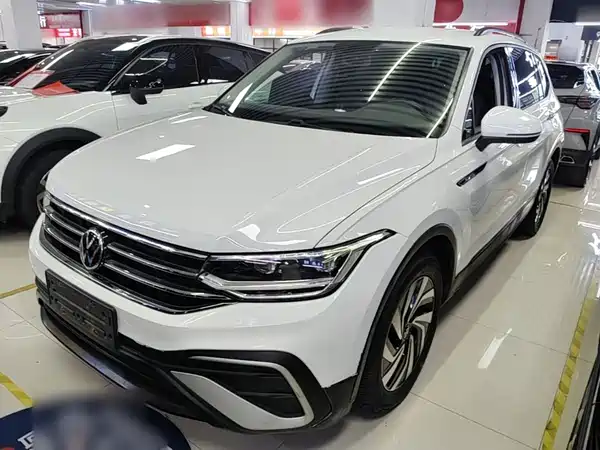 Volkswagen Tiguan L 2022