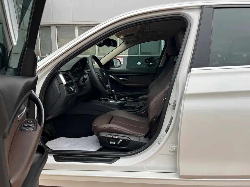 BMW 3 Series 2018