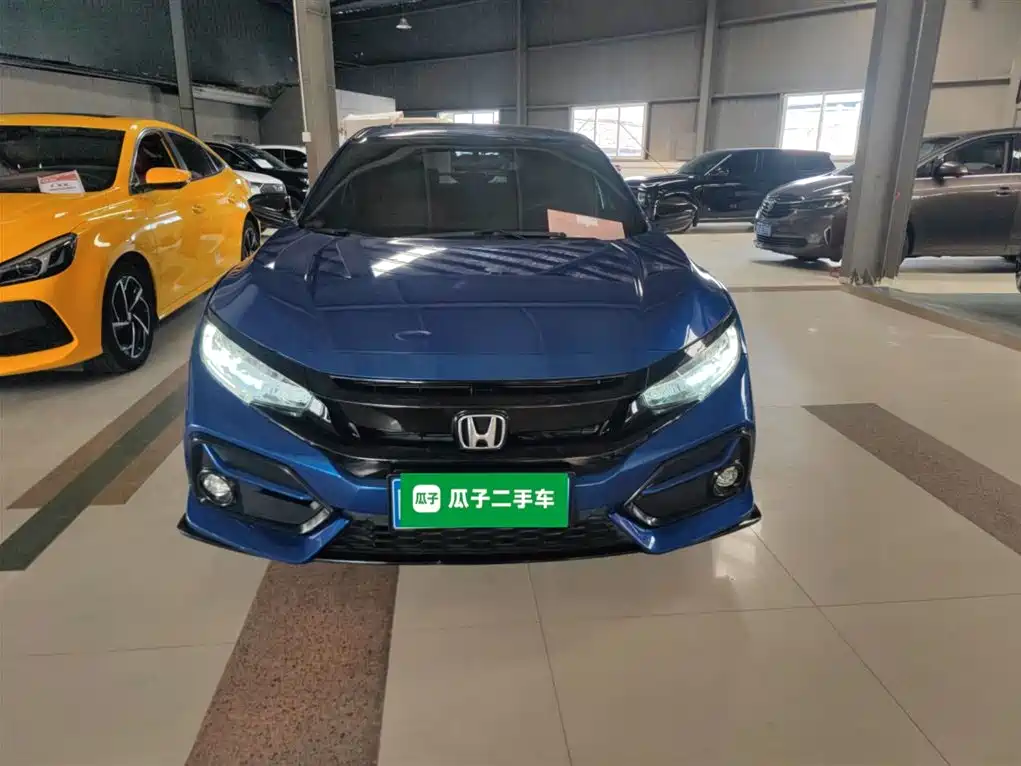 Honda Civic 2021 — фото 19