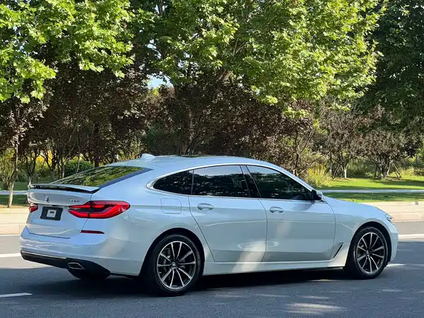 BMW 6 Series GT 2021