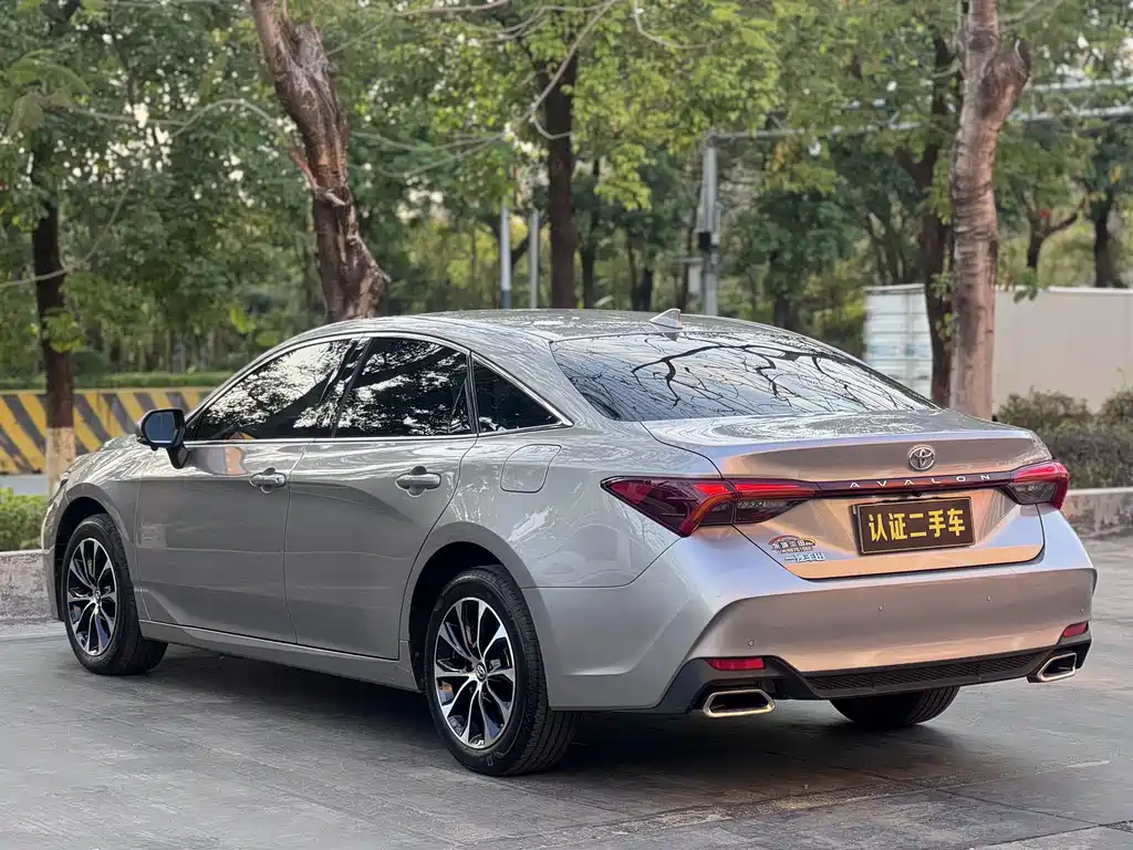 Toyota Avalon 2022 — фото 10