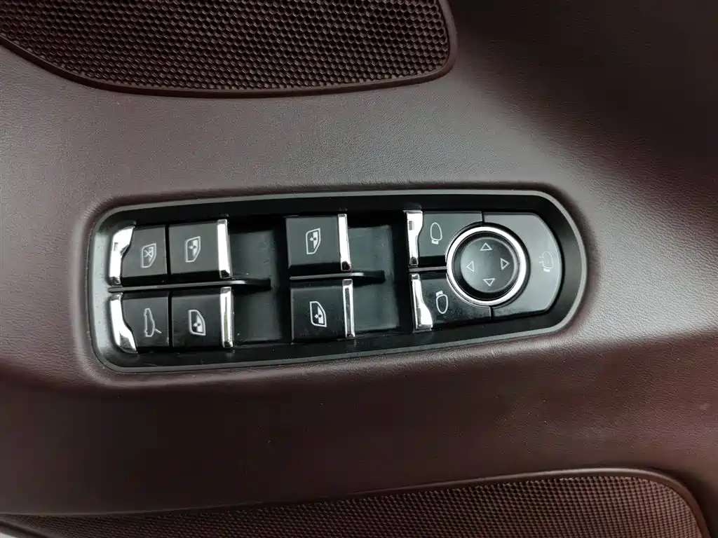 Porsche Panamera 2014 — фото 9