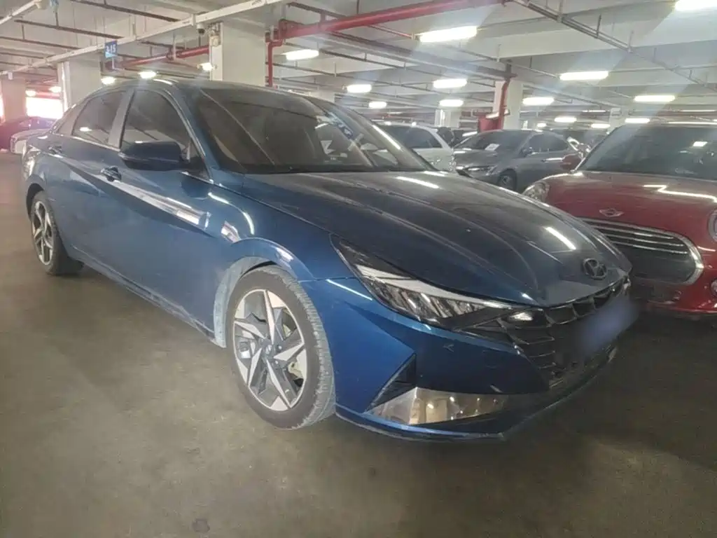 Hyundai Elantra 2021