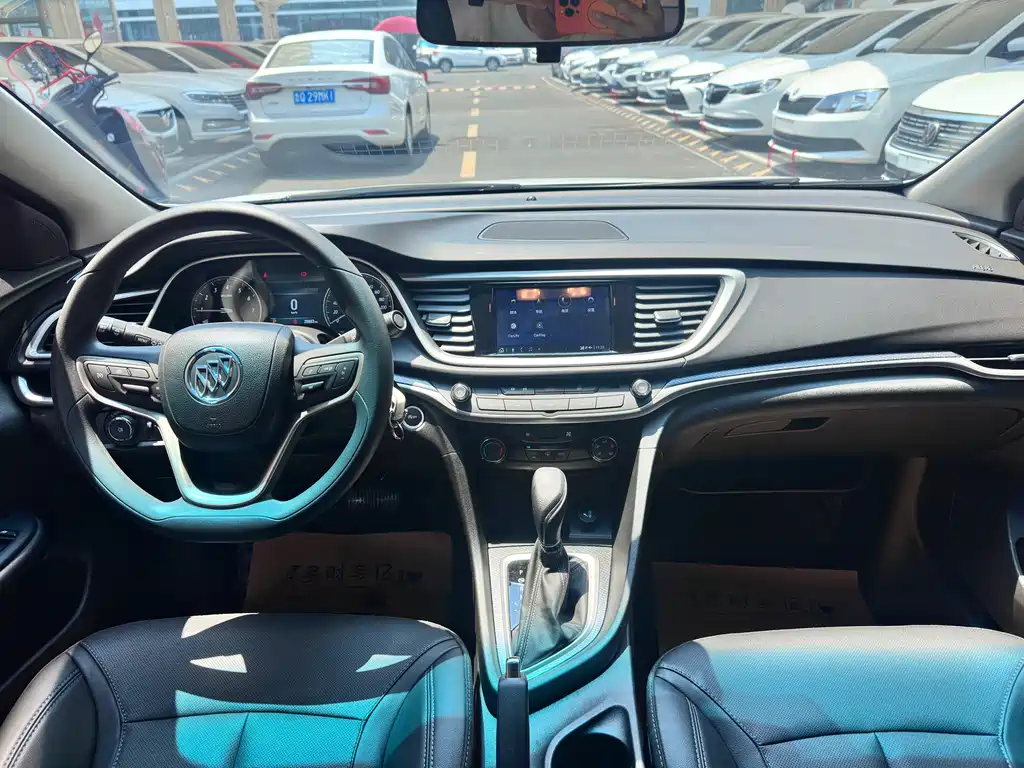 Buick Excelle 2022 — фото 10