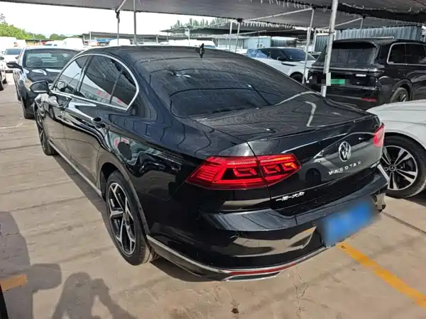 Volkswagen Magotan 2021