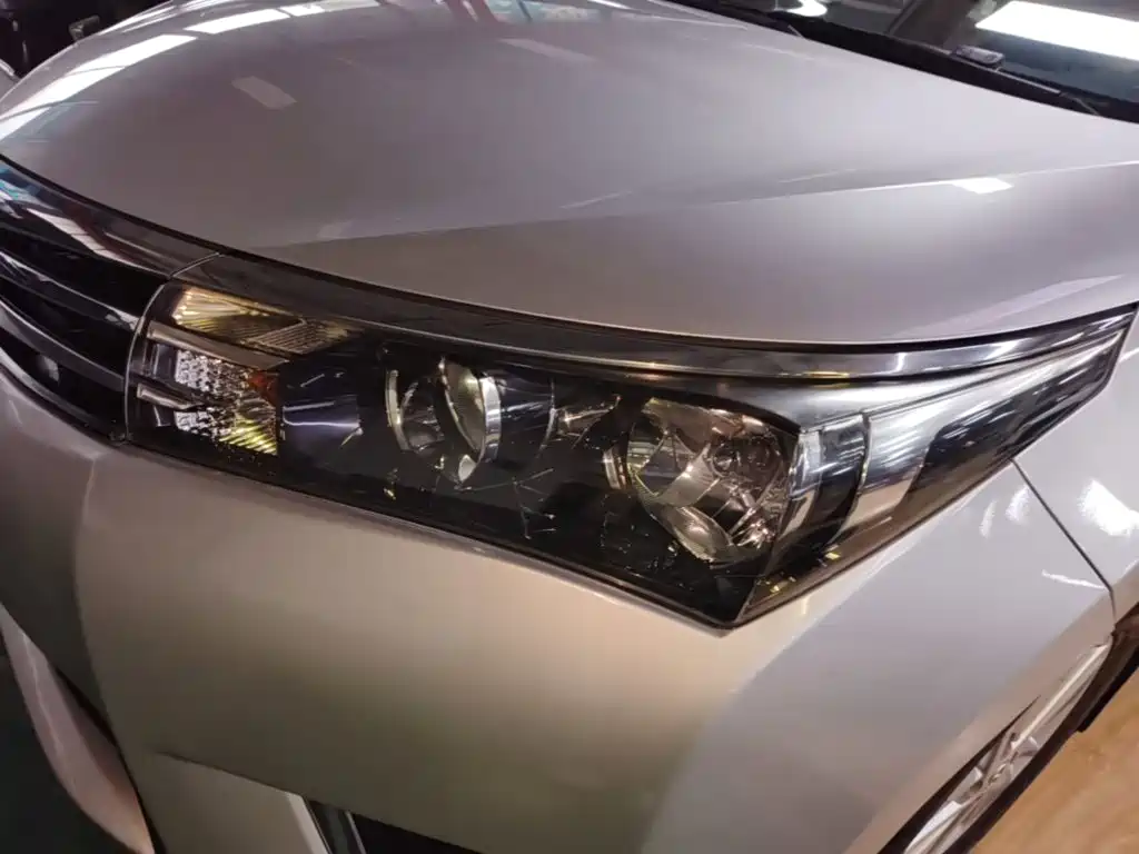 Toyota Corolla 2015 — фото 24