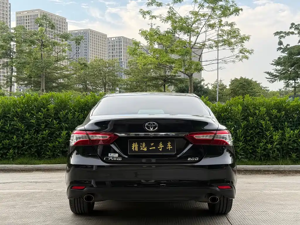 Toyota Camry 2021 — фото 5