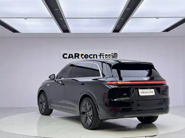 Li Auto L7 2025