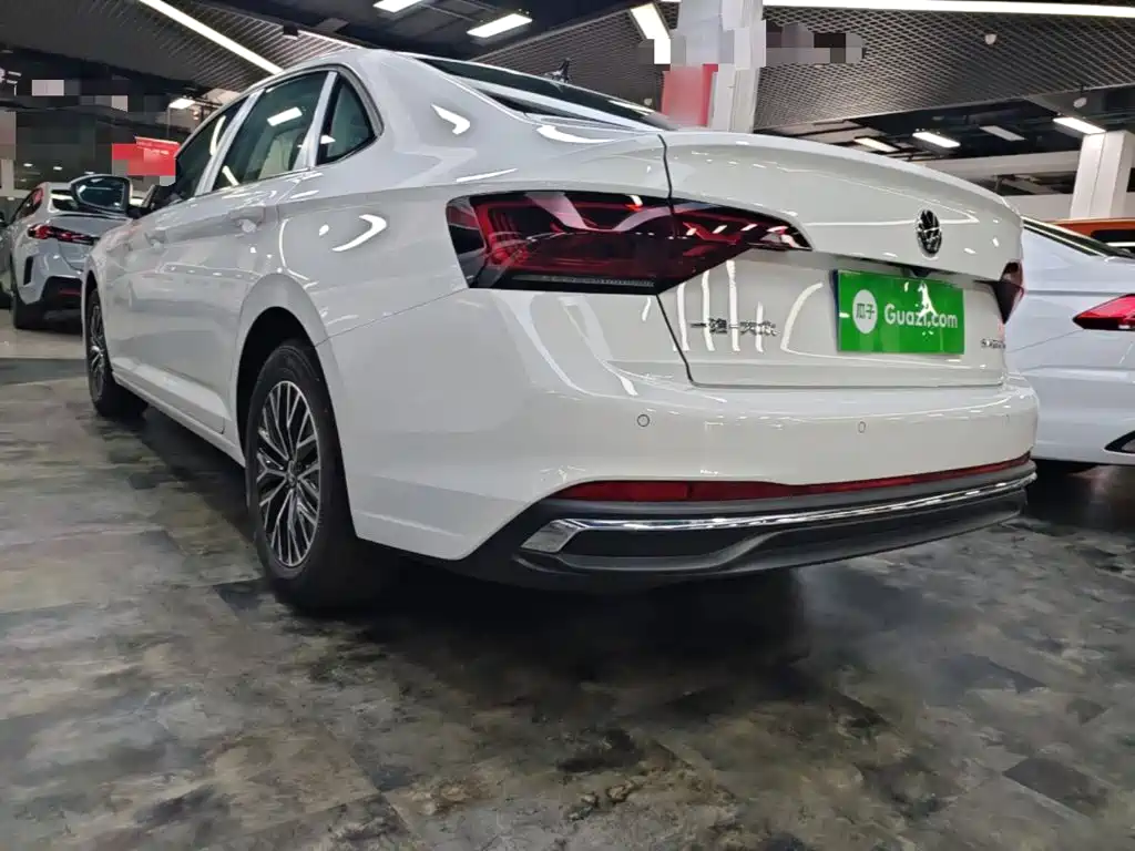 Volkswagen Sagitar 2026