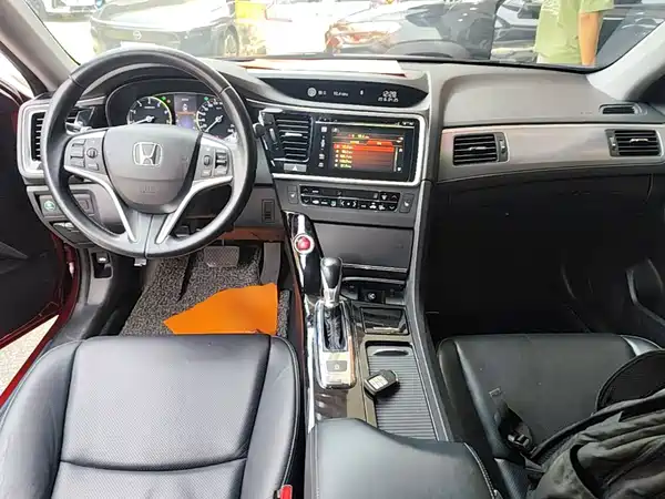 Honda Spirior 2015