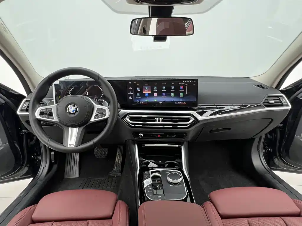 BMW 3 Series 2023 — фото 14