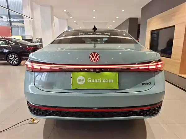Volkswagen Passat 2025