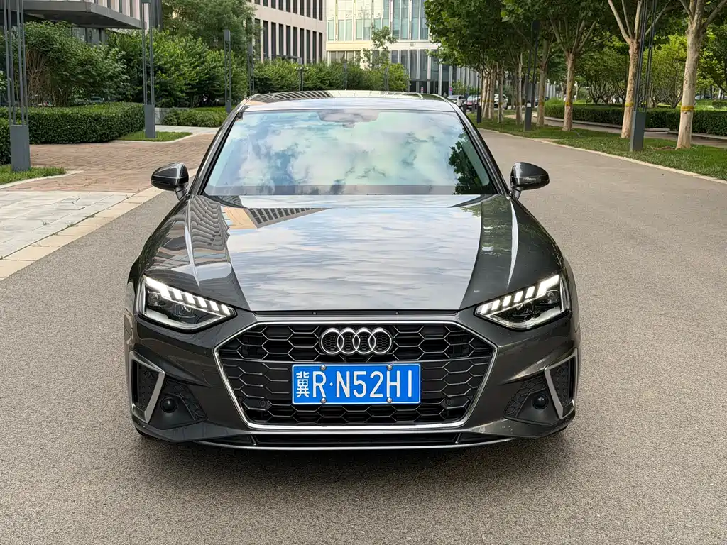 Audi A4L 2022