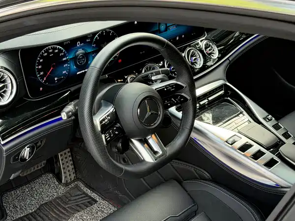 Mercedes-Benz AMG GT 2023