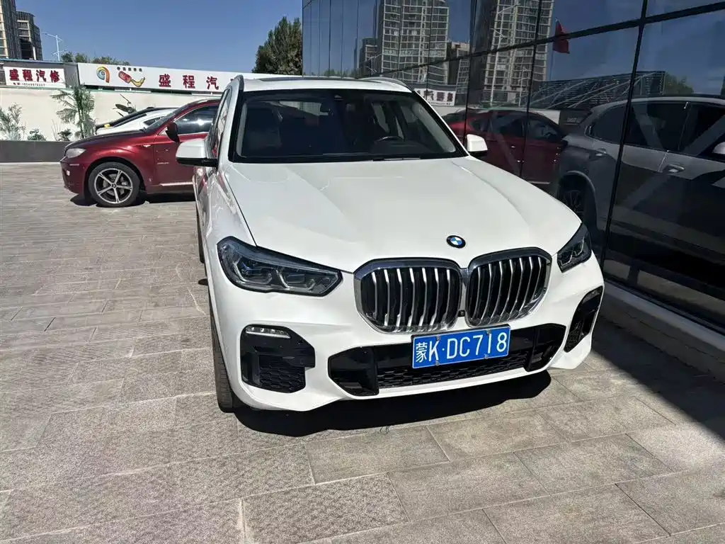 BMW X5 2020 — фото 1