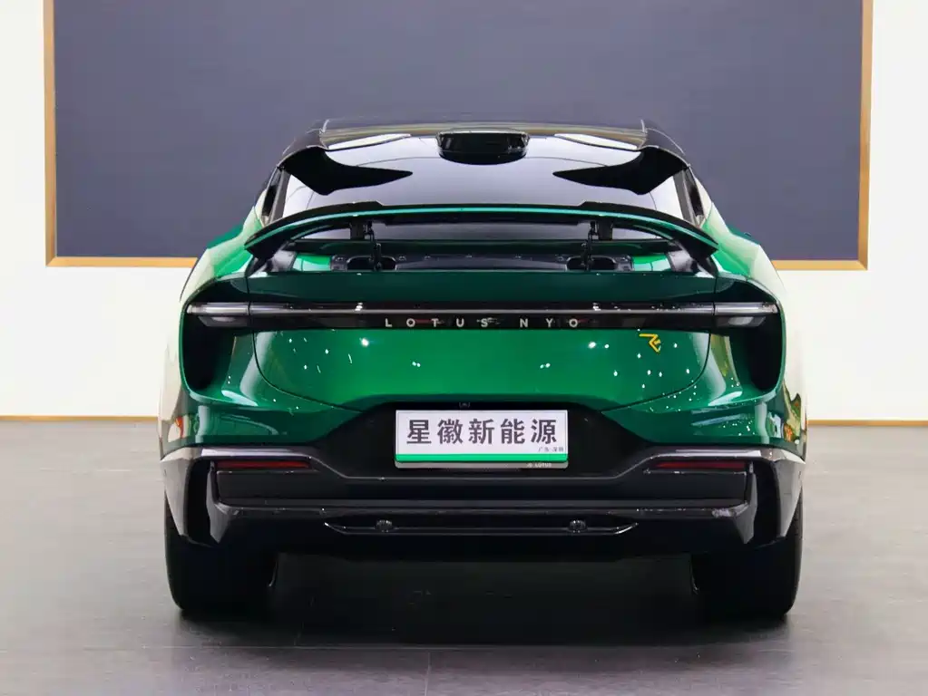 Lotus ELETRE 2023 — фото 23