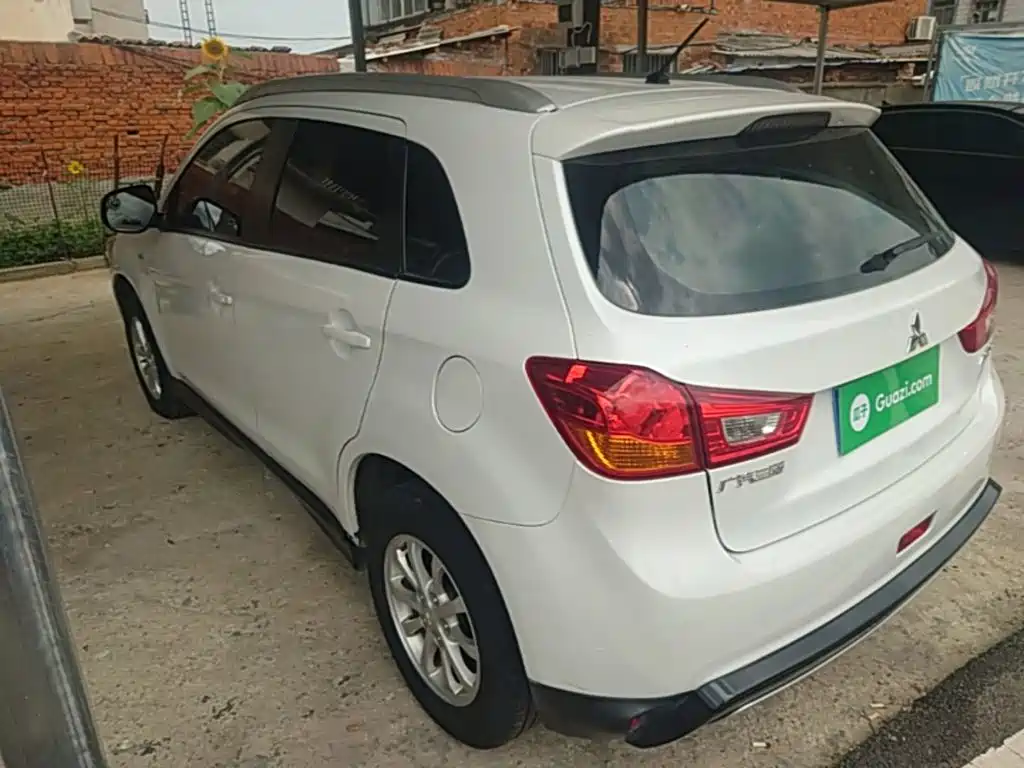Mitsubishi ASX 2015 — фото 5