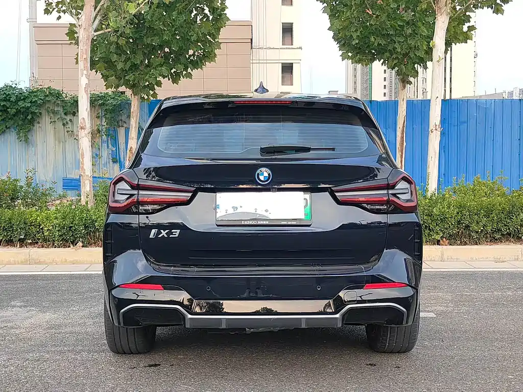 BMW iX3 2024 — фото 8