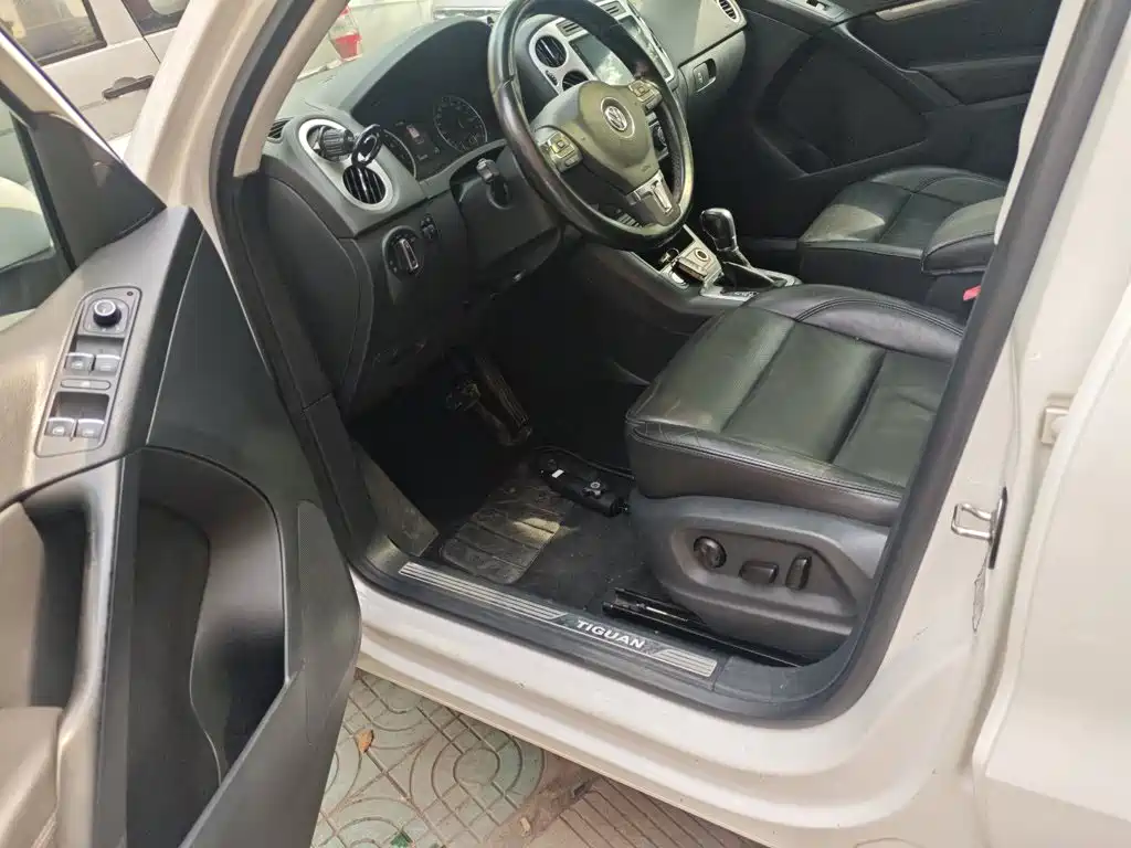 Volkswagen Tiguan 2015 — фото 14