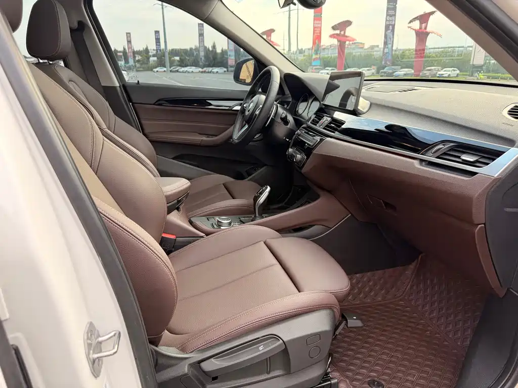 BMW X1 2022 — фото 15