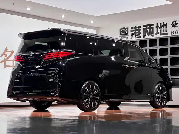 Toyota Alphard 2024