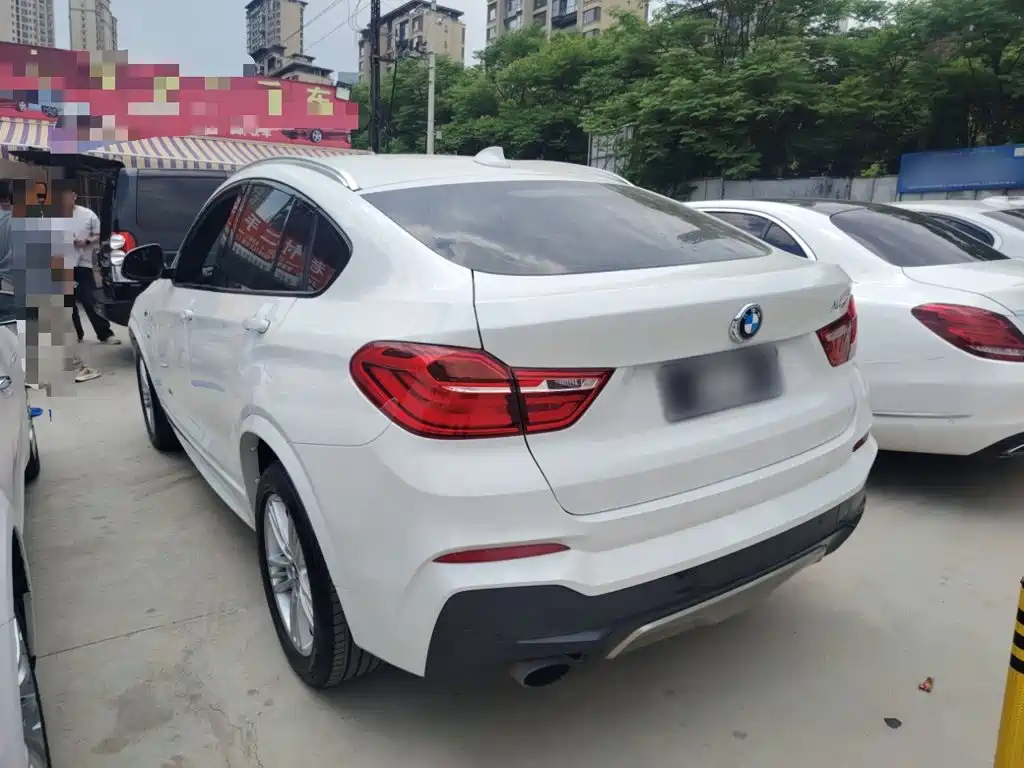 BMW X4 2017 — фото 23
