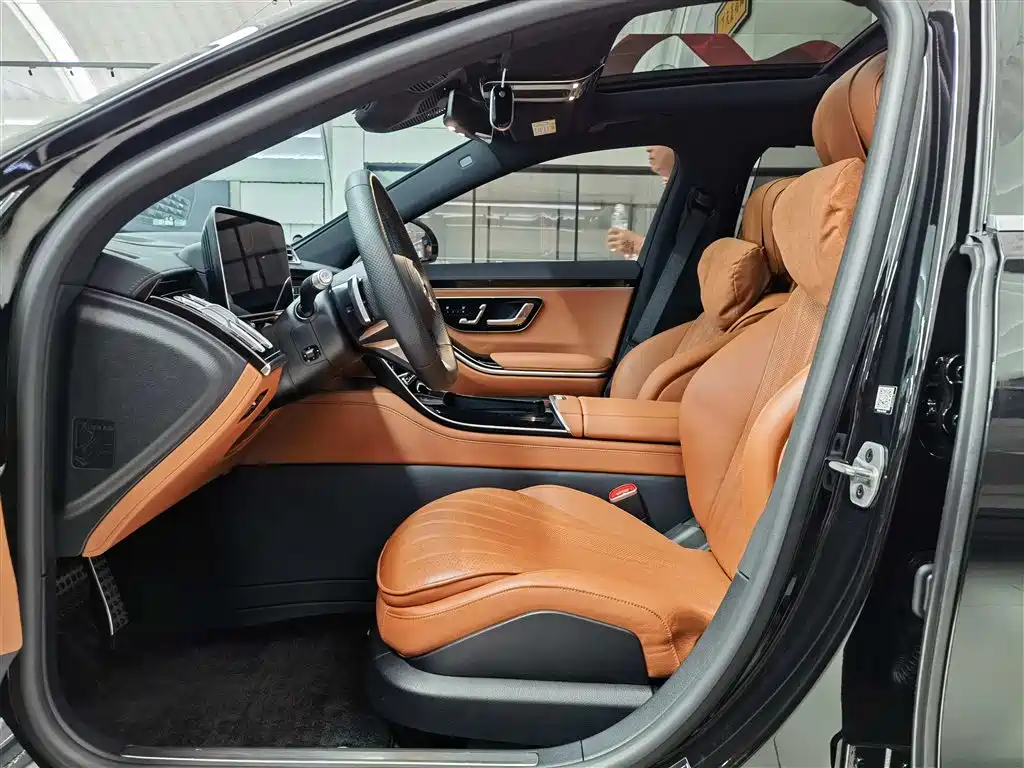 Mercedes-Benz S-Class 2025 — фото 11