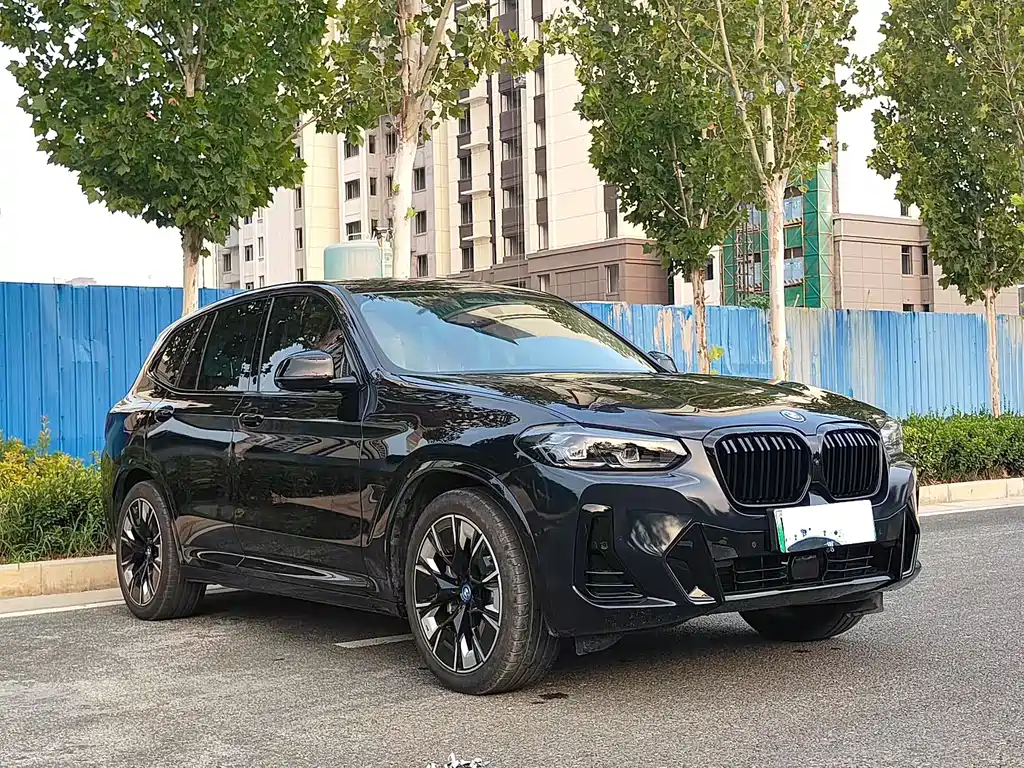BMW iX3 2024 — фото 3