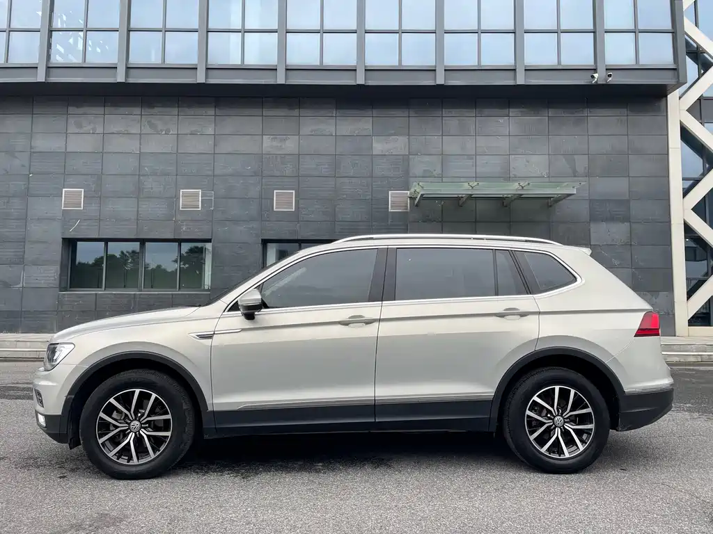Volkswagen Tiguan L 2018