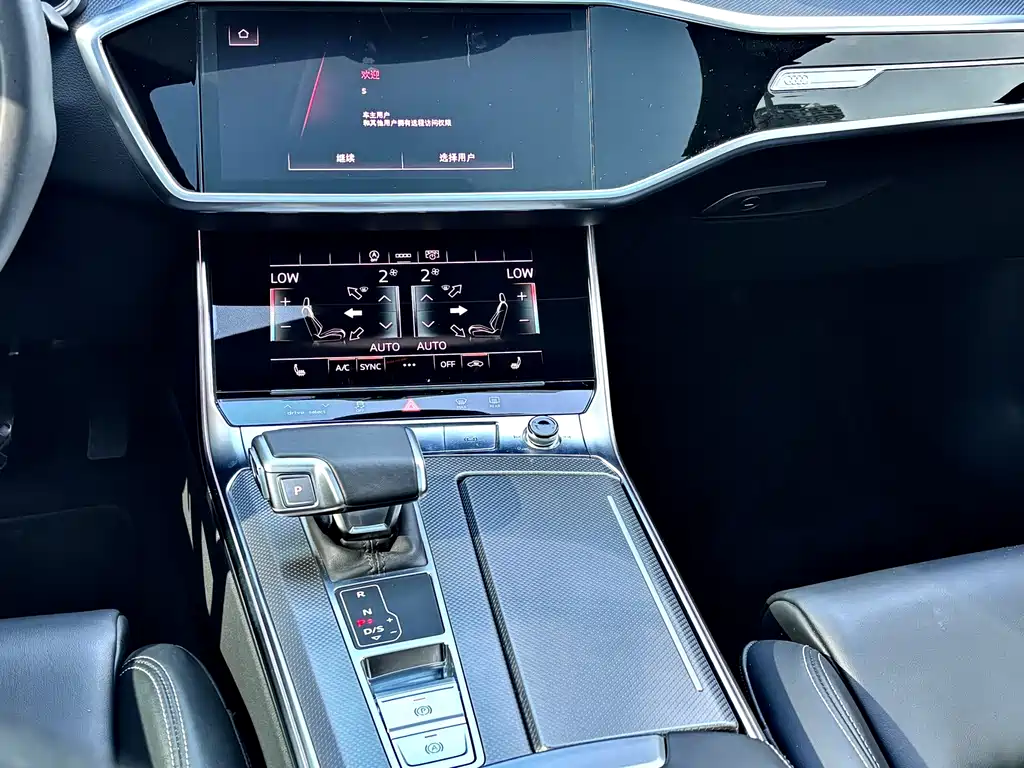 Audi A6L 2025 — фото 15
