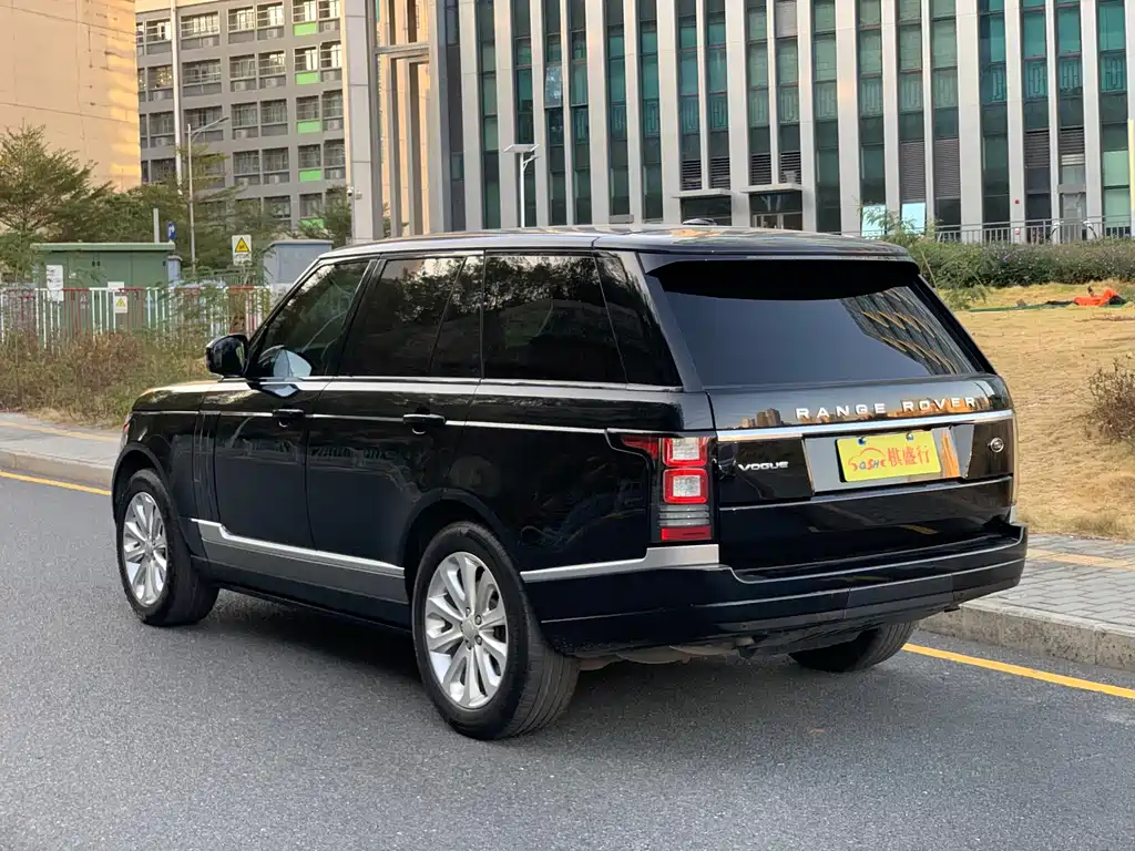 Land Rover Range Rover 2014 — фото 17