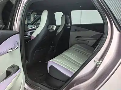 BYD Dolphin 2023