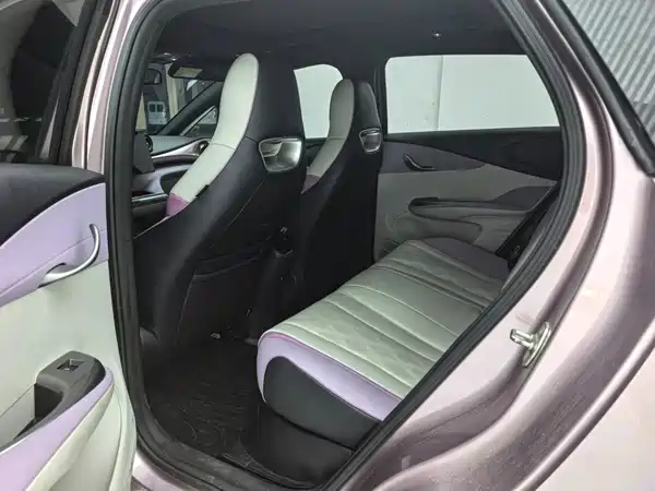 BYD Dolphin 2023