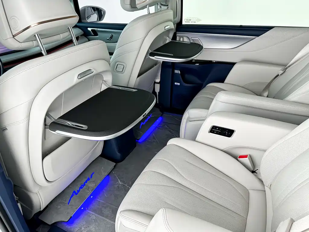 Buick GL8 Hybrid 2024 — фото 10