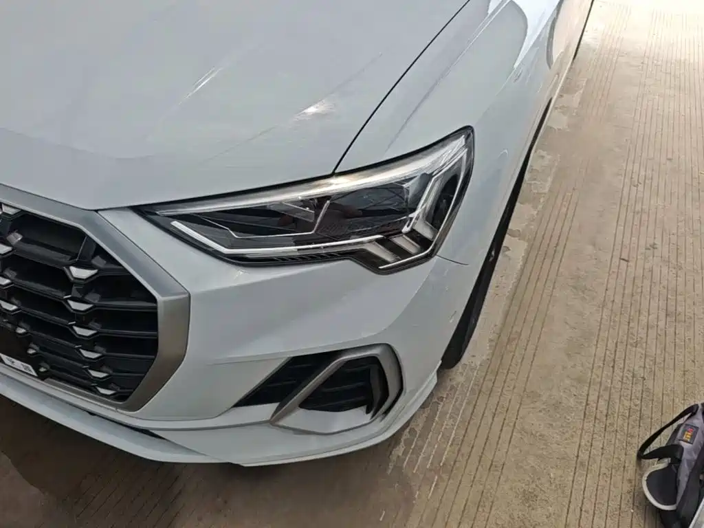 Audi Q3 2021 — фото 24