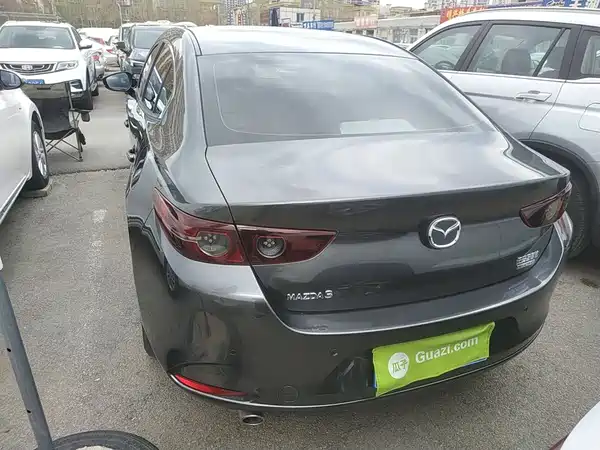 Mazda 3 Axela 2020