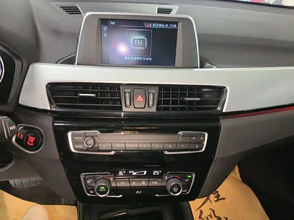 BMW X1 2019 — фото 13