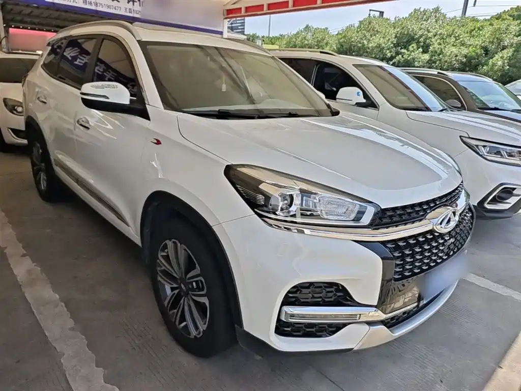 Chery Tiggo 8 2018 — фото 4