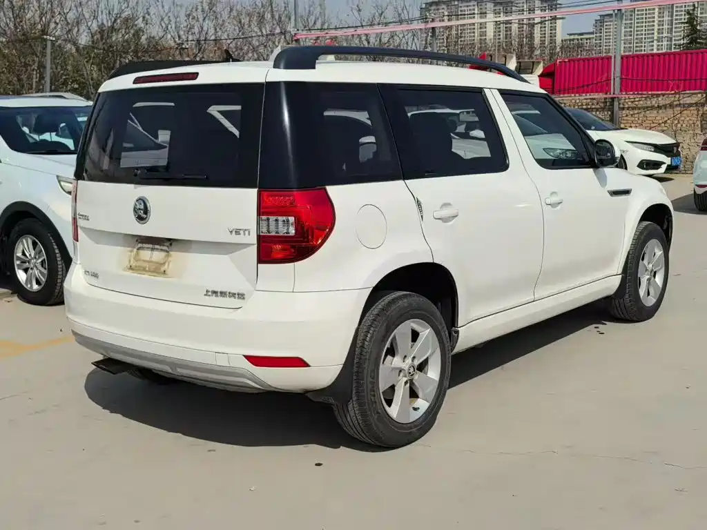 Skoda Yeti 2016 — фото 24