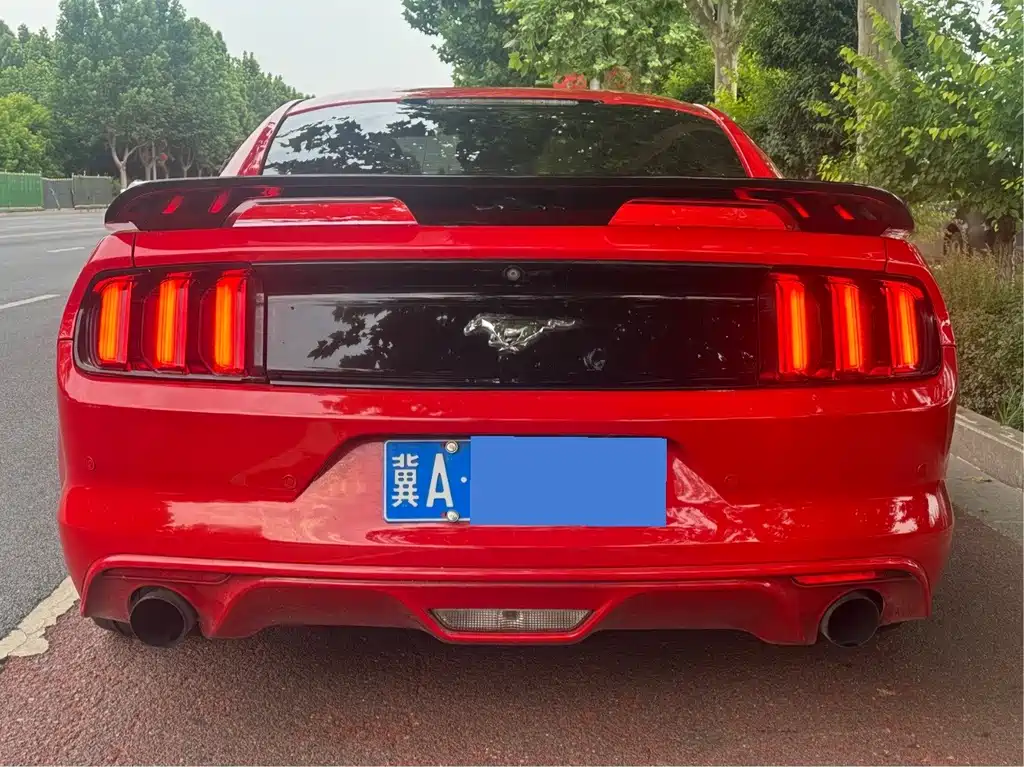 Ford Mustang 2015 — фото 4