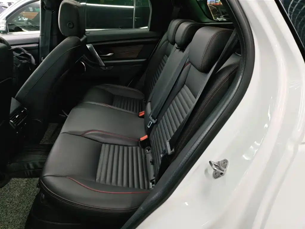 Land Rover Discovery Sport 2020 — фото 17
