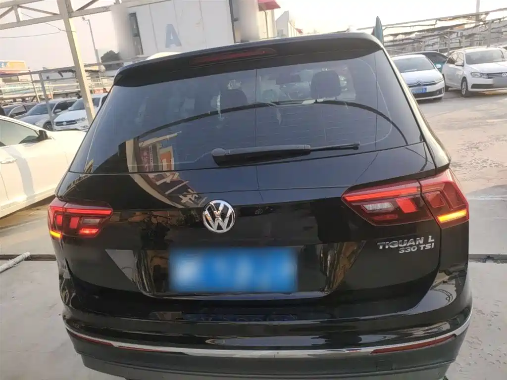 Volkswagen Tiguan L 2020 — фото 6
