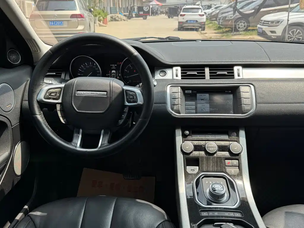 Land Rover Evoque 2016 — фото 14