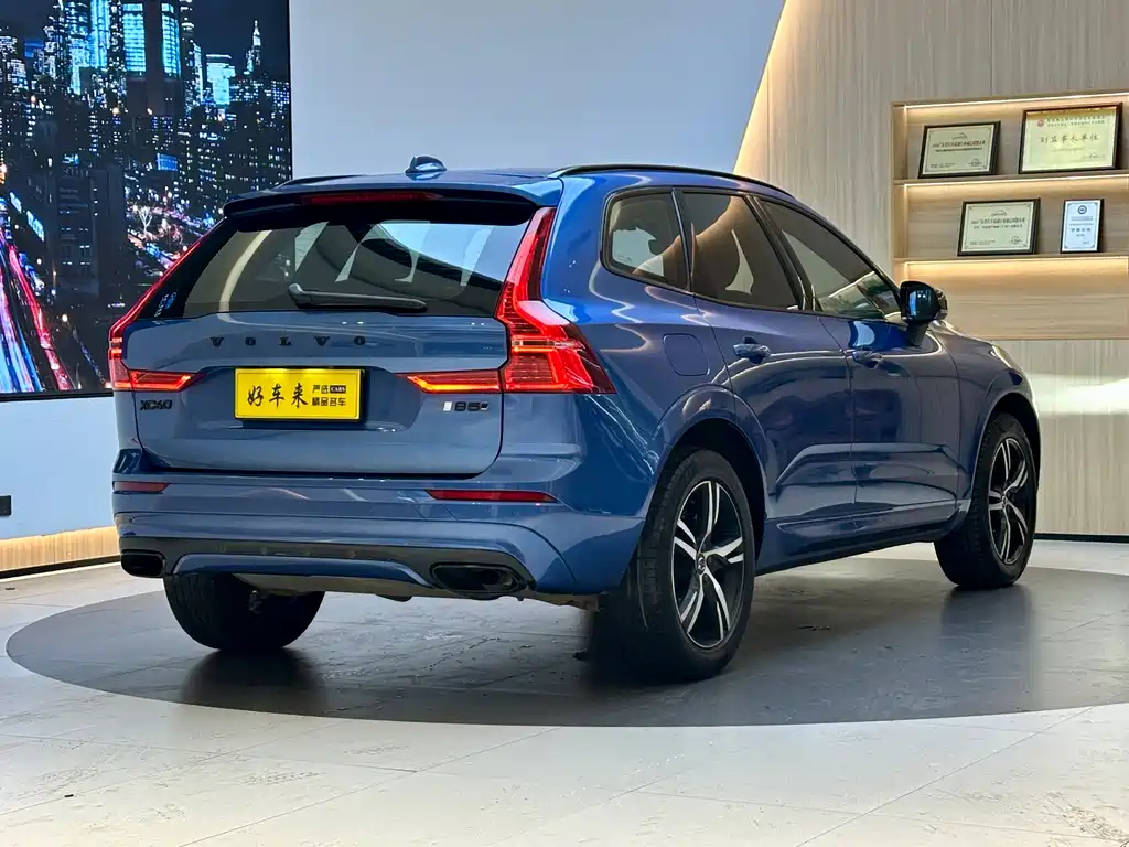 Volvo XC60 2020 — фото 22