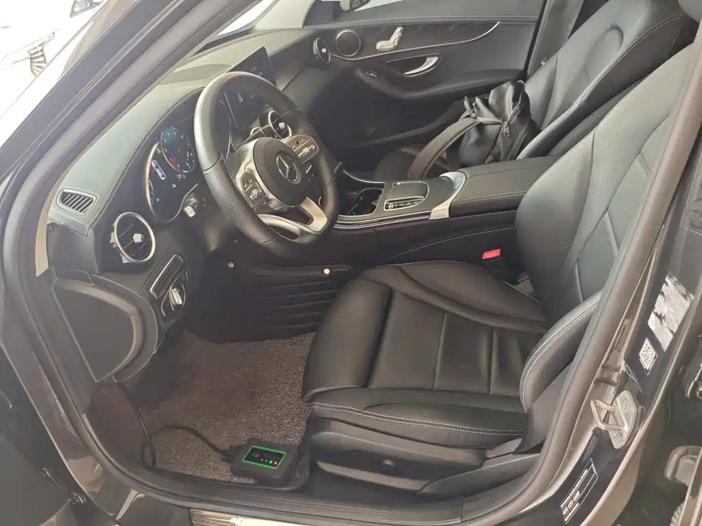 Mercedes-Benz C-Class 2021 — фото 10