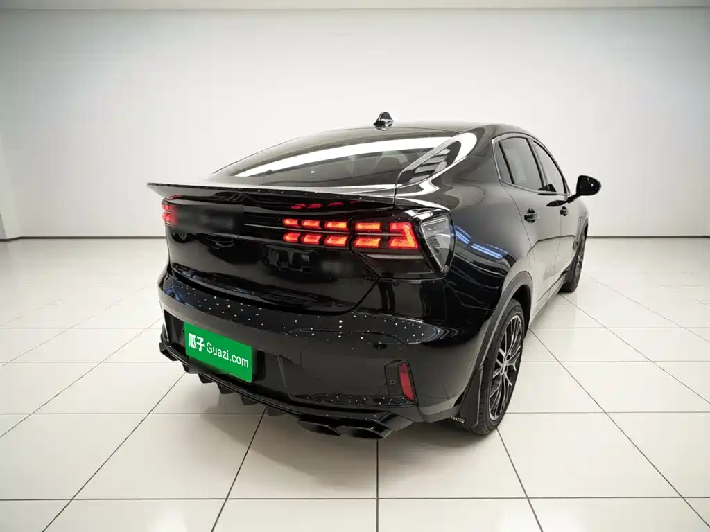 Lynk & Co 05 2022